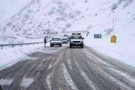 جاده های مازندران زمستانی شد