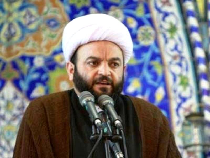 امام جمعه موقت ساری : آمریکا به جای شیطنت، امنیت داخلی خودش را بچسبد