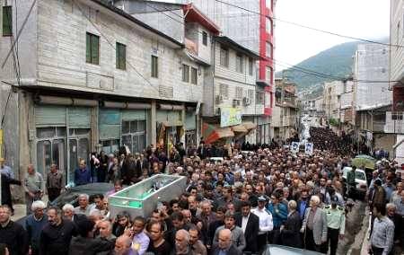 پیکر پدر شهید پایندان در بهشهر تشییع شد