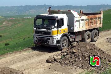 بهسازی و شن‌ریزی راه ۶ روستای مرزی در استان اردبیل